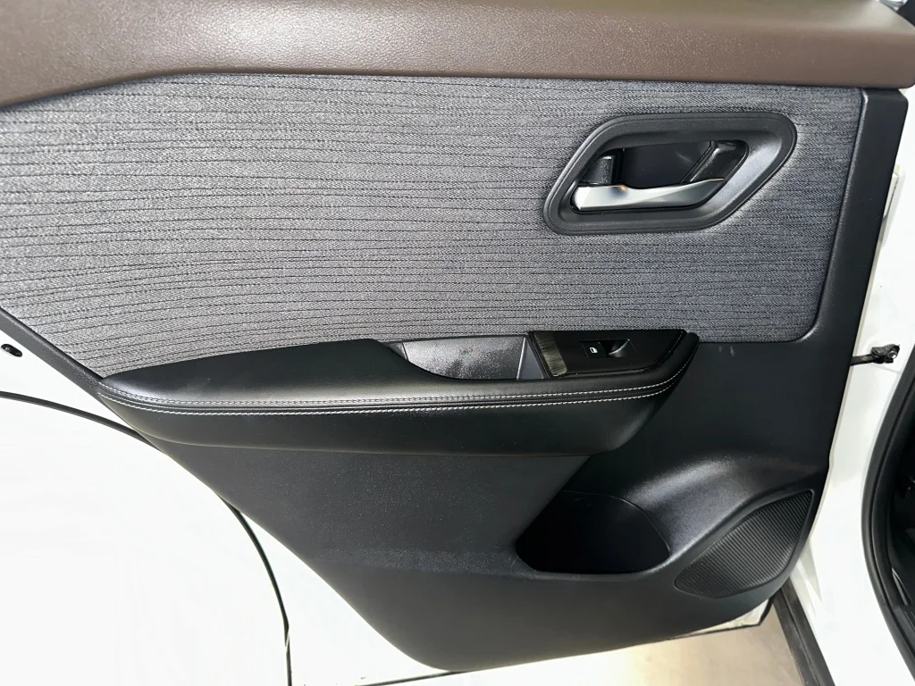 Certified Used 2023 Pearl White Tricoat Nissan SV image 16