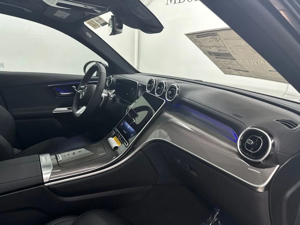 New 2026 Black Mercedes-Benz GLC 300 image 24
