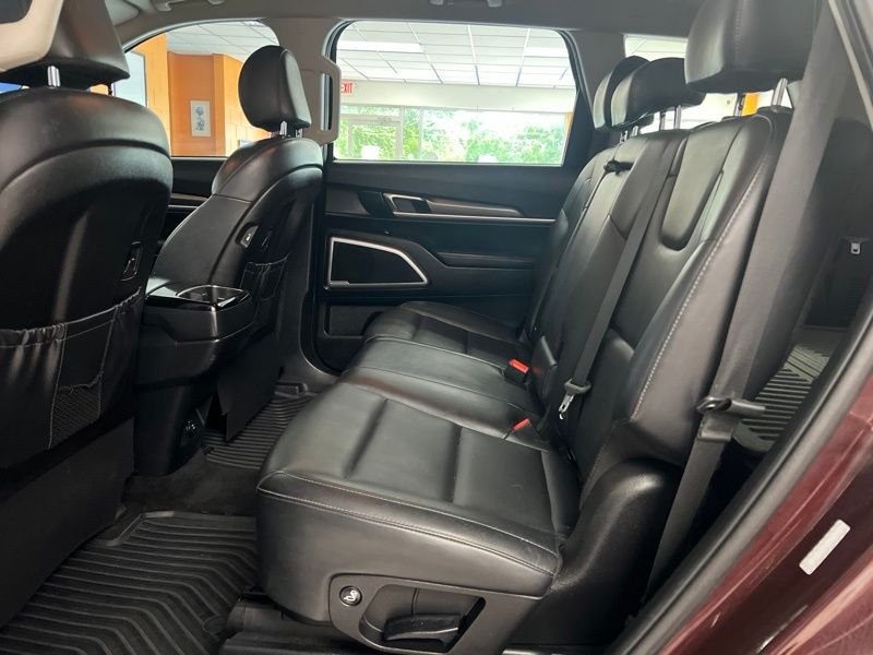 Used 2020 Purple Kia LX image 15