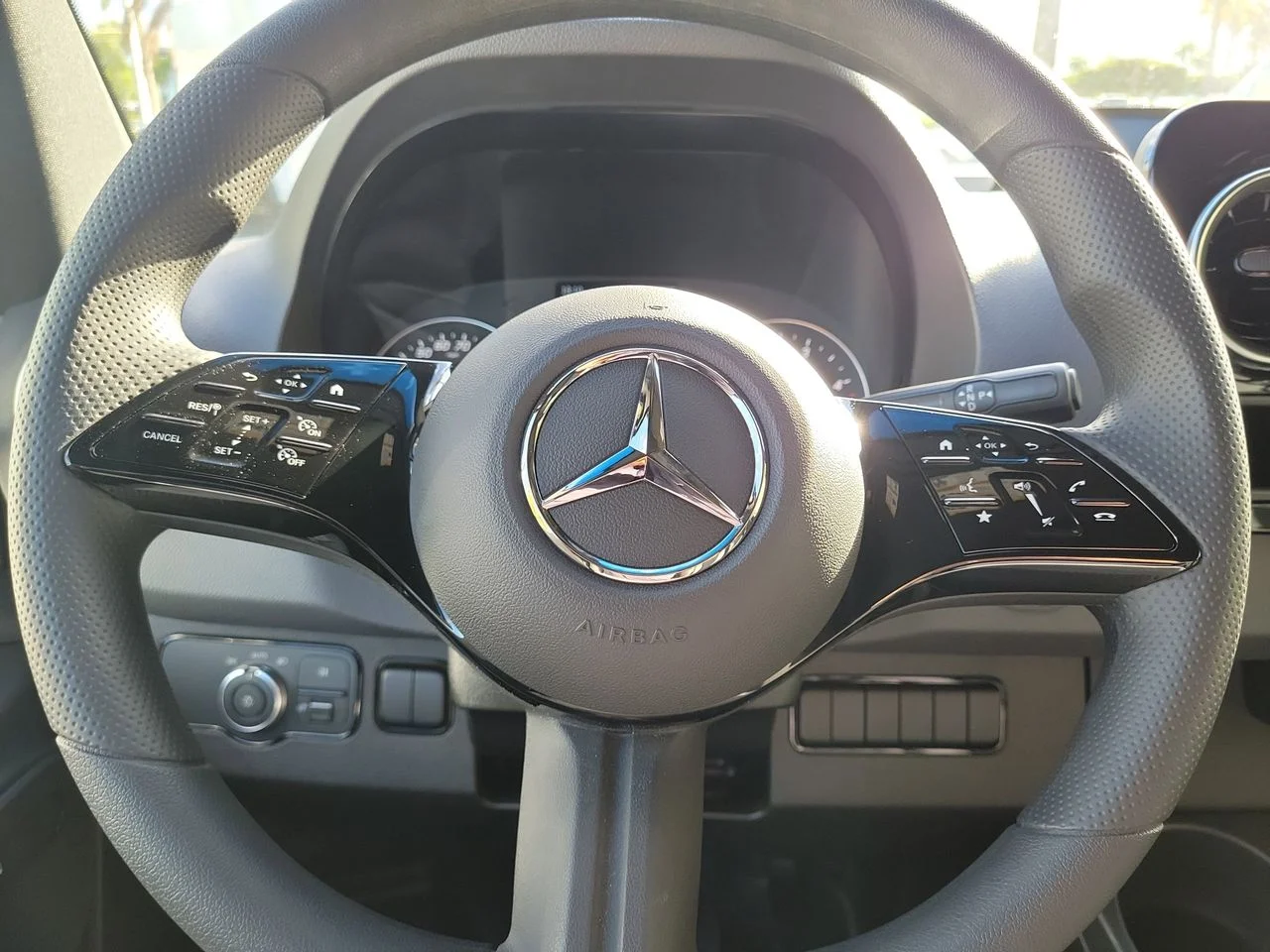 New 2026 Arctic White Mercedes-Benz Cargo 170 WB image 26
