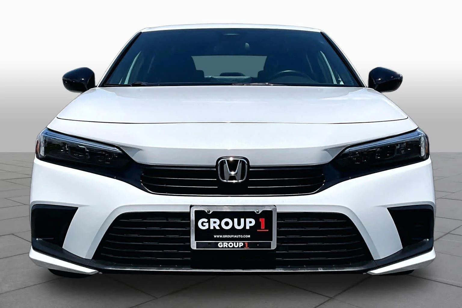 Used 2023 Platinum White Pearl Honda Sport image 4