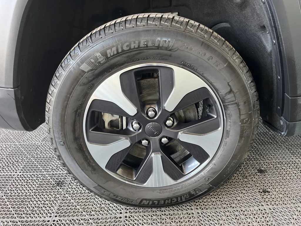 Used 2023 Gray Jeep 4xe image 27