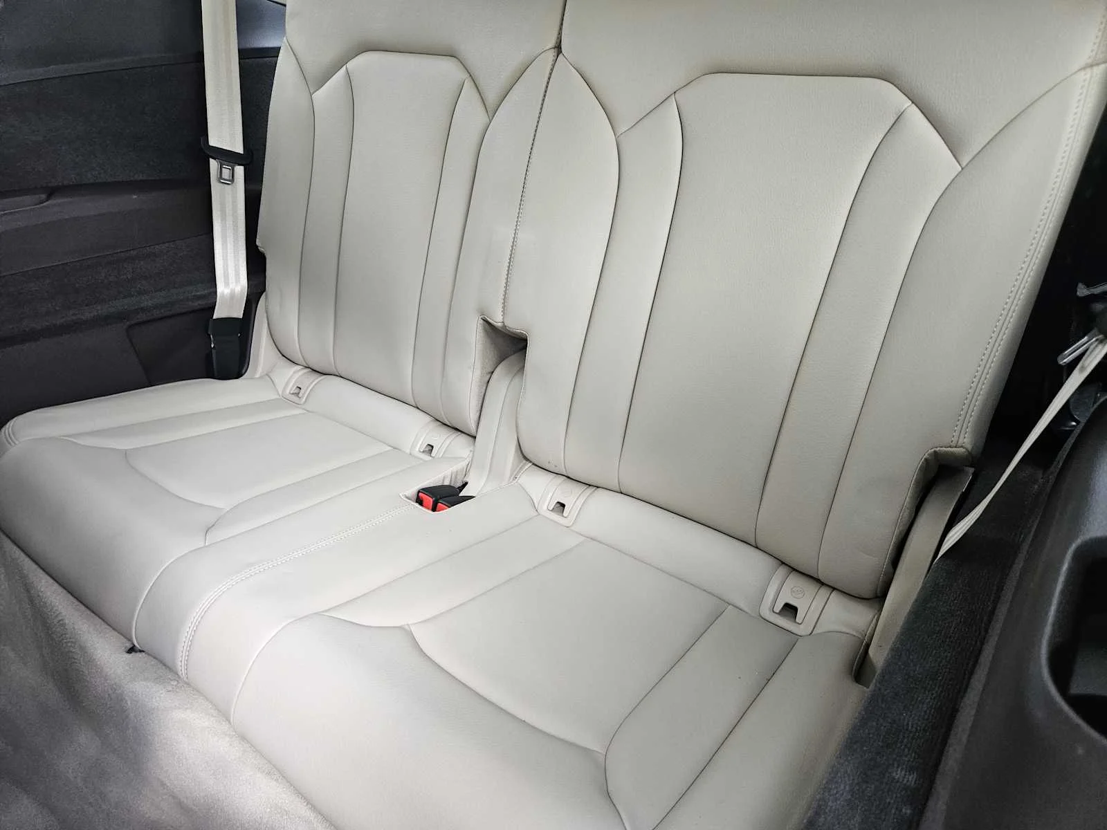 Used 2019  Audi Premium Plus image 22