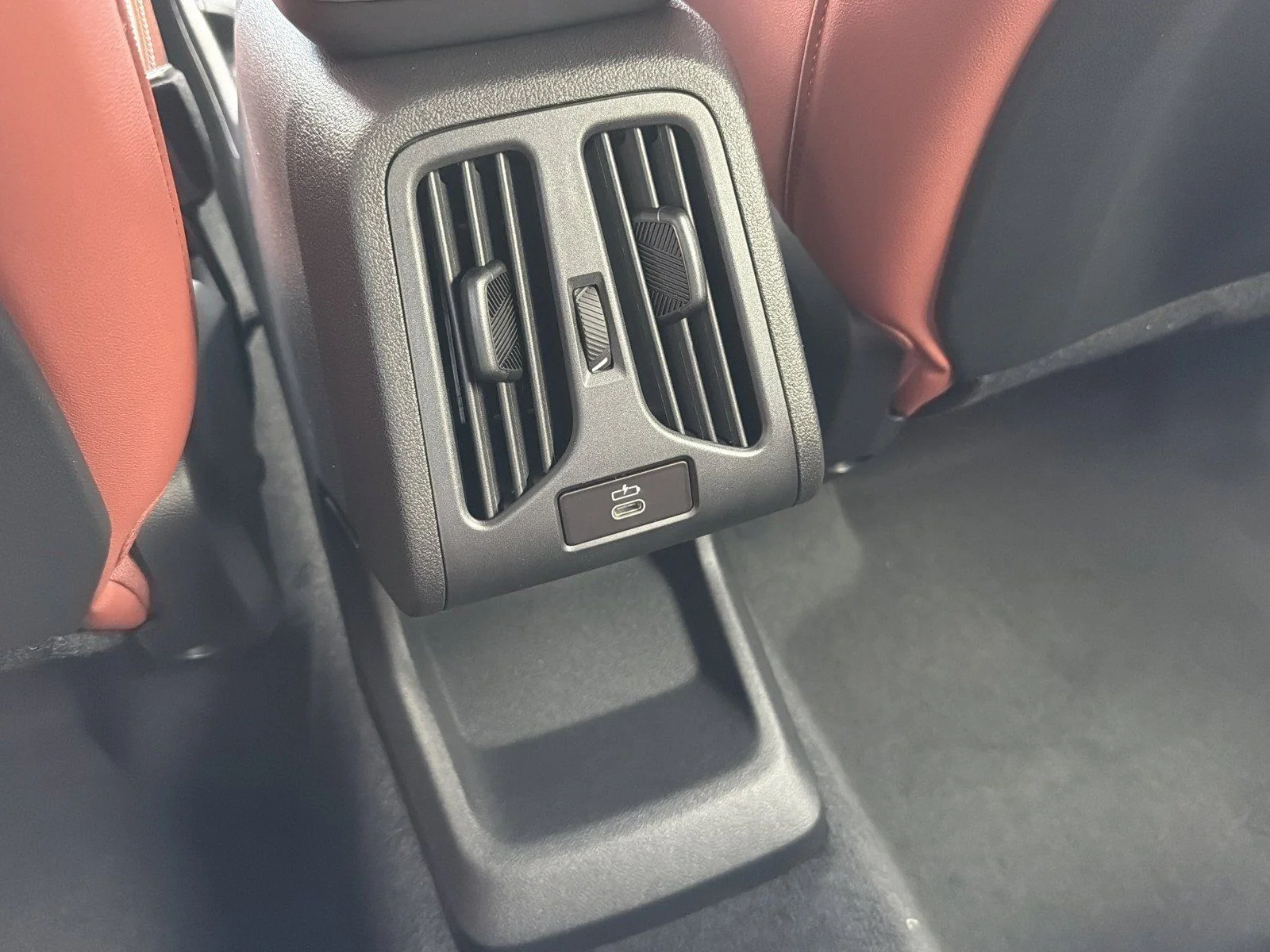 New 2027 Black Sapphire Metallic BMW  image 18