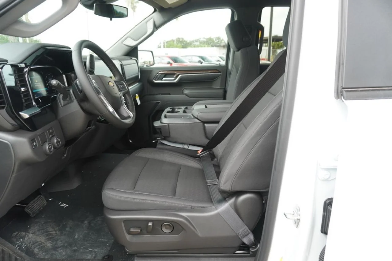 2026 Chevrolet Silverado 1500 LT - Photo 20