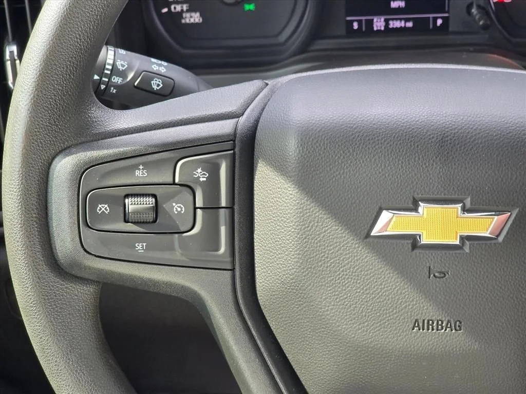 Used 2025 Summit White Chevrolet Custom image 17