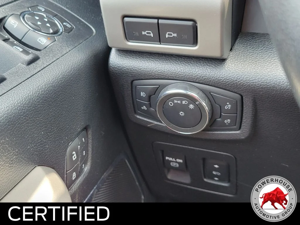 Used 2020 Gray Ford Lariat image 28