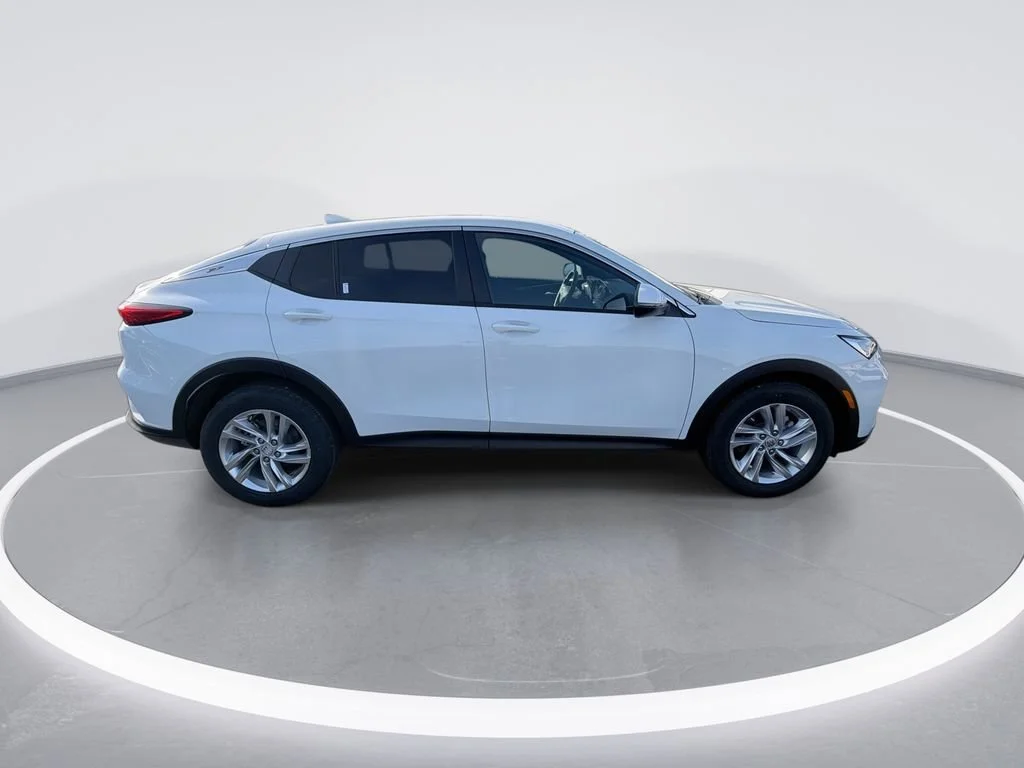New 2026 Summit White Buick Preferred image 9