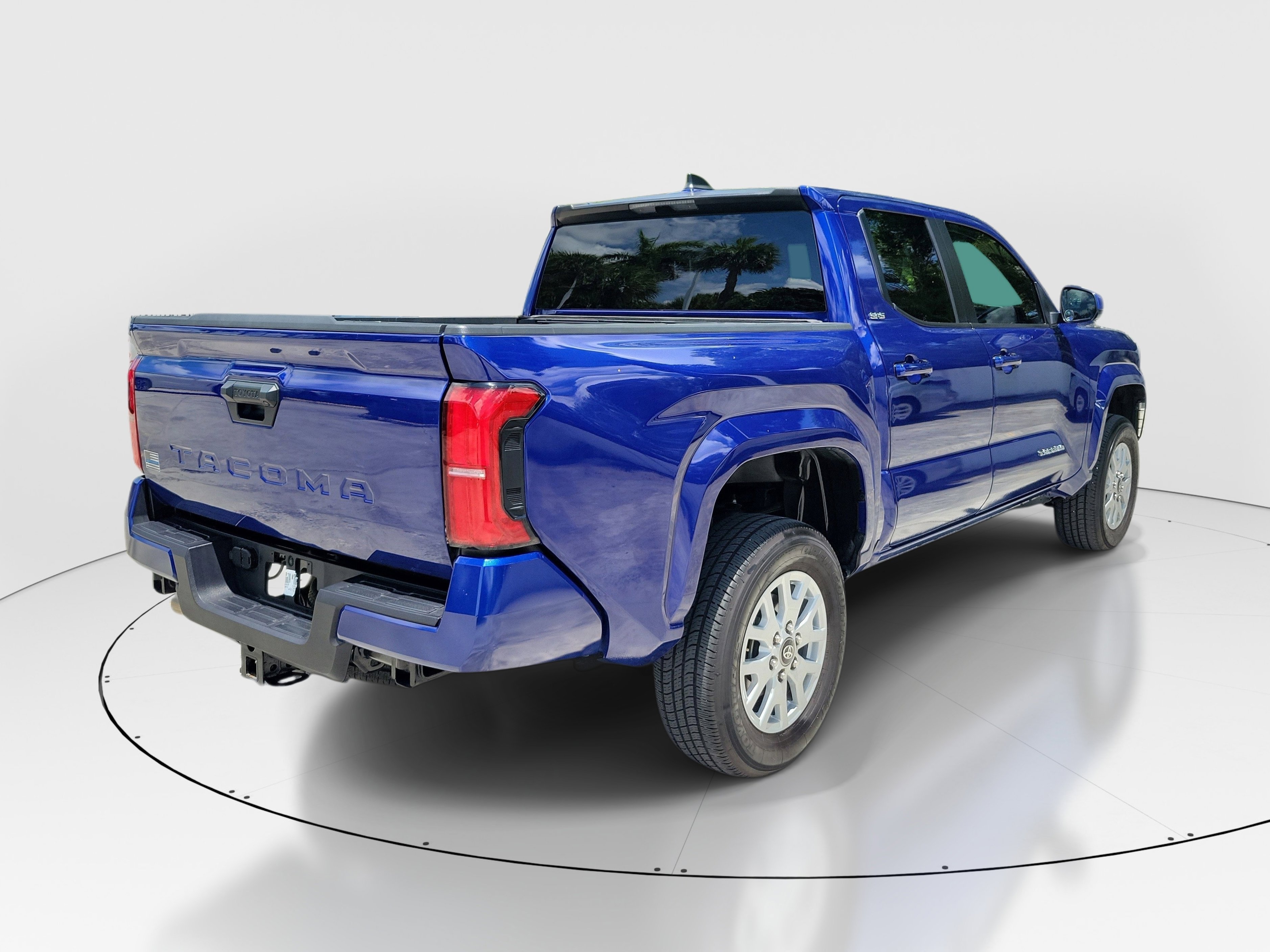 Used 2025 Blue Toyota SR5 image 6