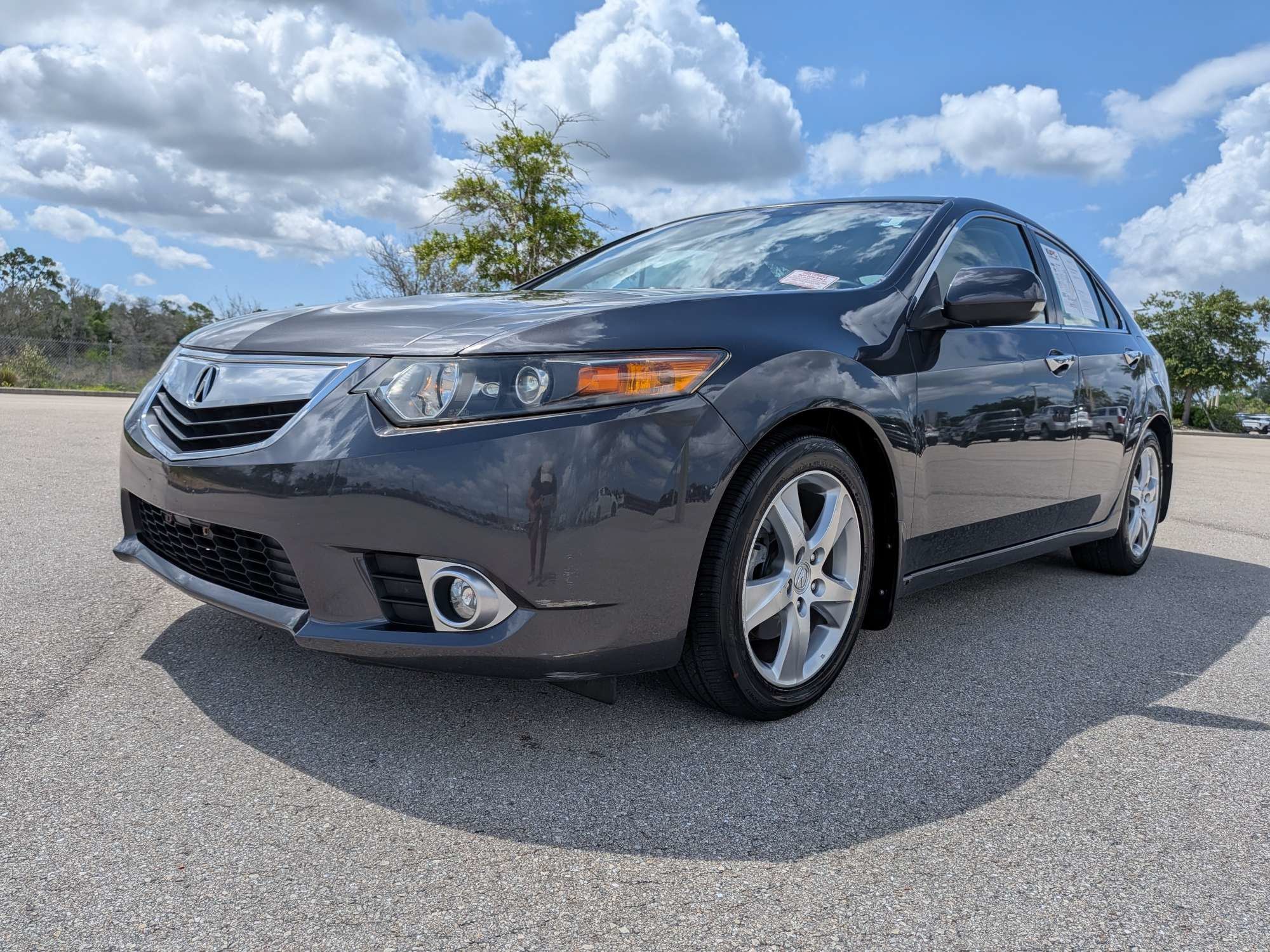 Used 2012 Graphite Luster Metallic Acura Tech Pkg image 9
