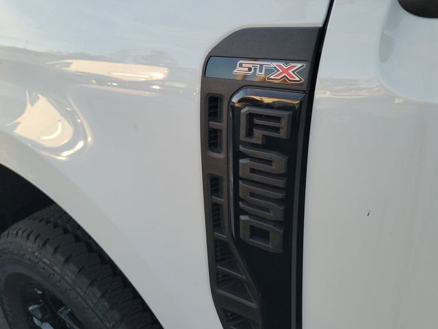 New 2026 Oxford White Ford F-250® XL image 22