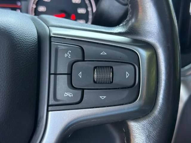 Used 2020 IRIDESCENT PEARL TRICOAT Chevrolet LT Trail Boss image 25