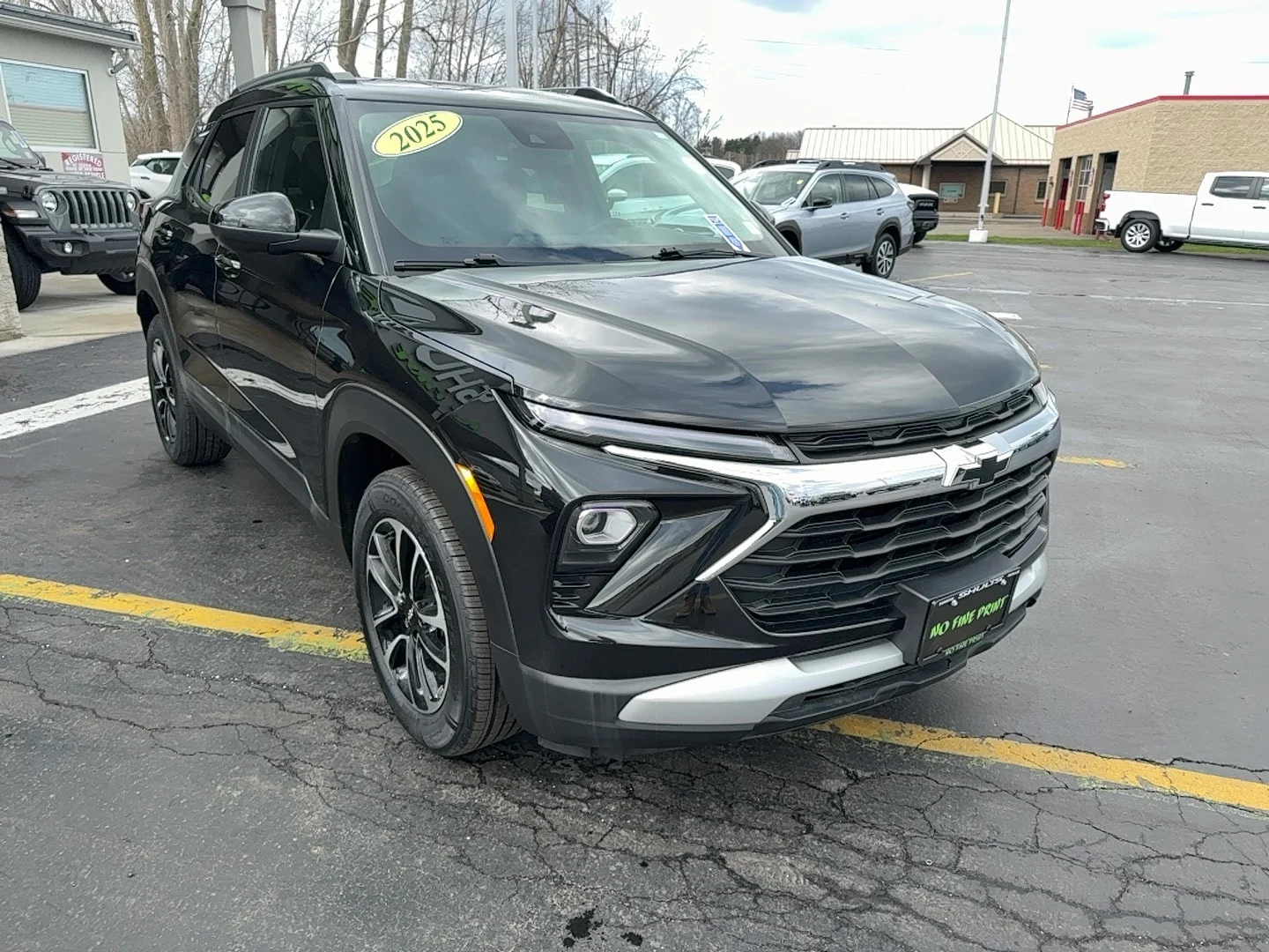 Used 2025 Mosaic Black Metallic Chevrolet LT image 8