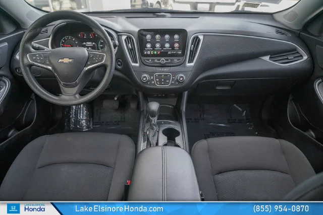 Used 2023 Mineral Gray Metallic Chevrolet LT image 18