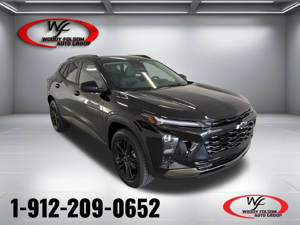 New 2026 Mosaic Black Metallic Chevrolet ACTIV image 1