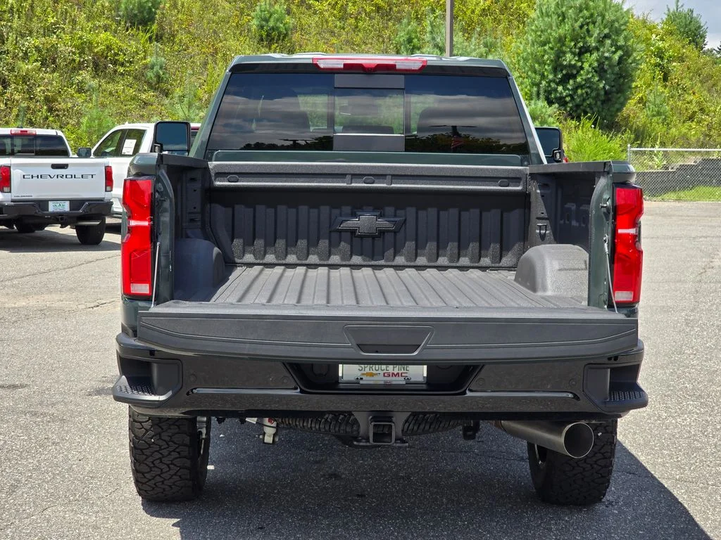 New 2026 Gray Chevrolet LT image 15