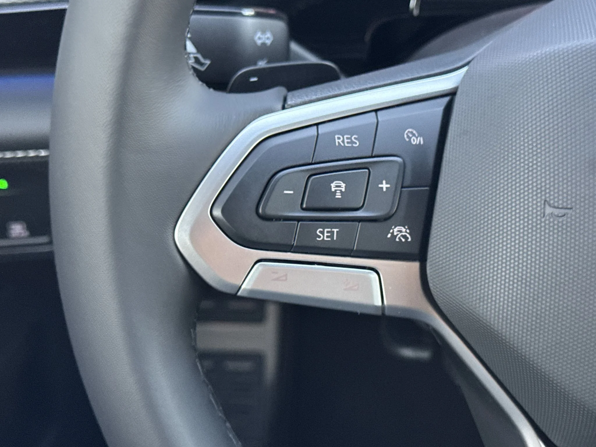 New 2026 Avocado Green Pearl Volkswagen 2.0T SEL Premium R-Line image 19