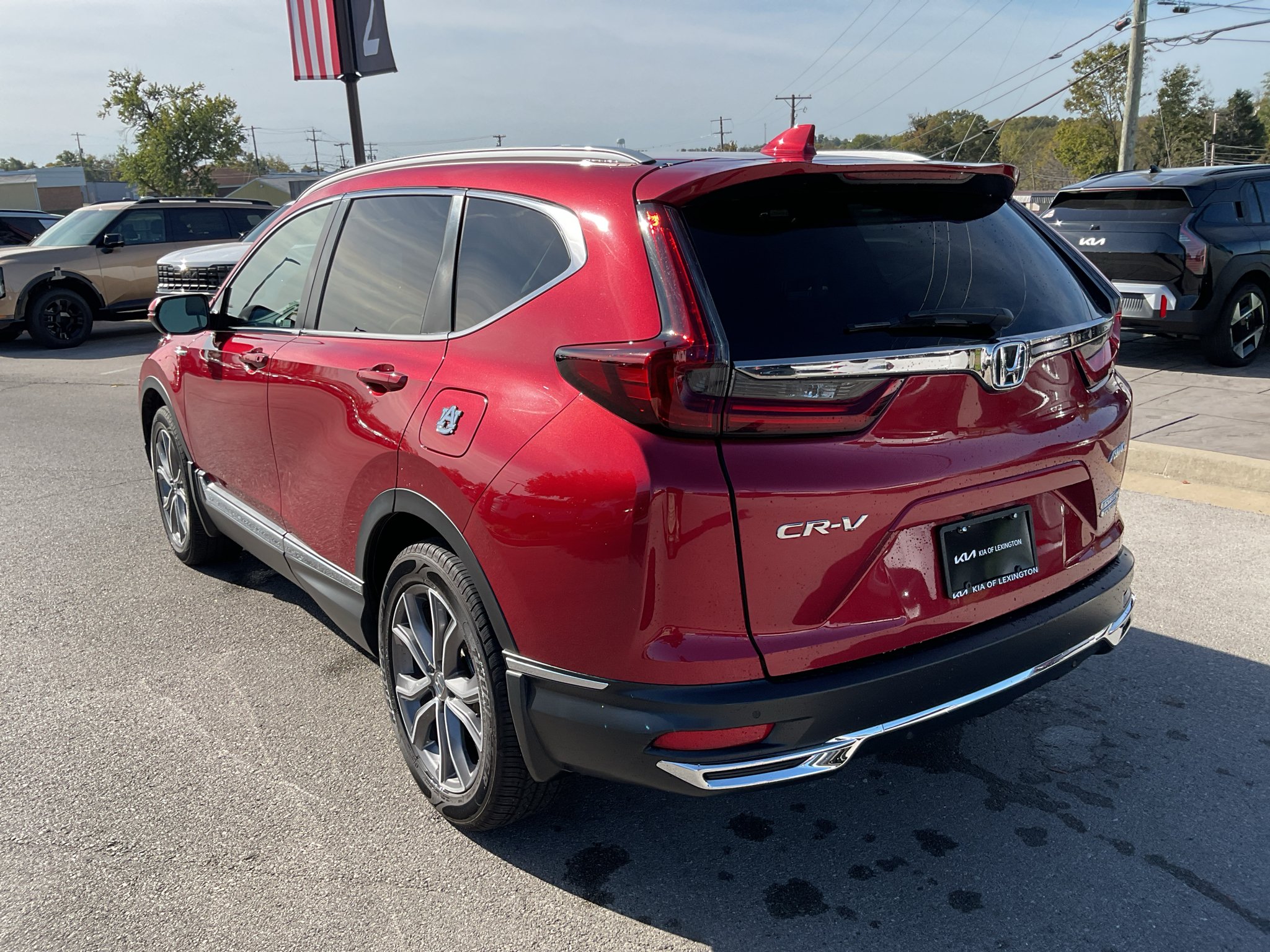 Used 2021 Radiant Red Metallic Honda Touring image 8