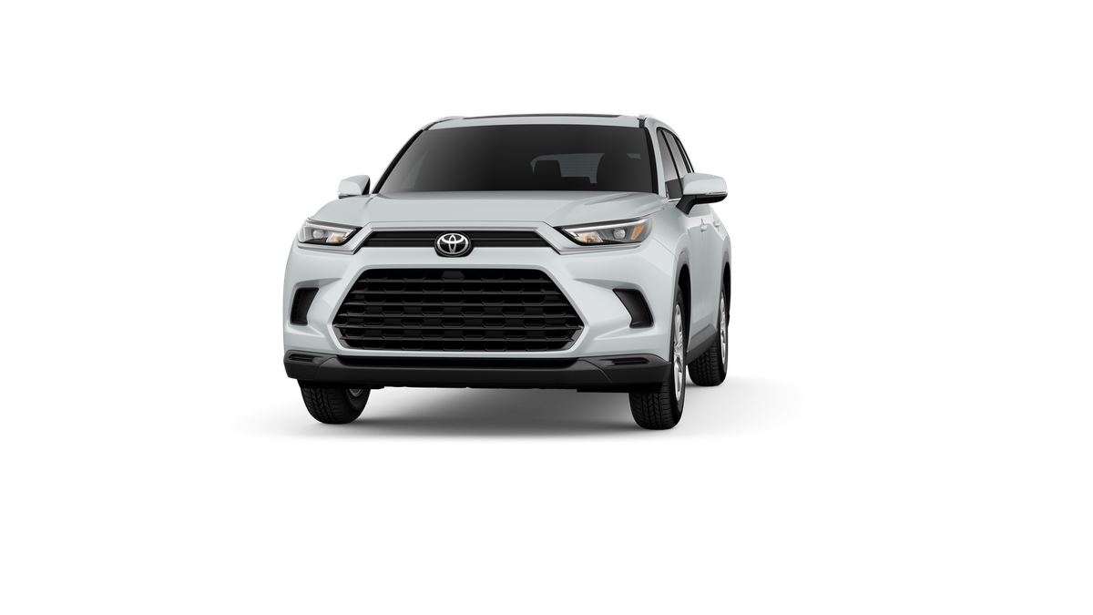 New 2026 Wind Chill Pearl Toyota XLE image 18