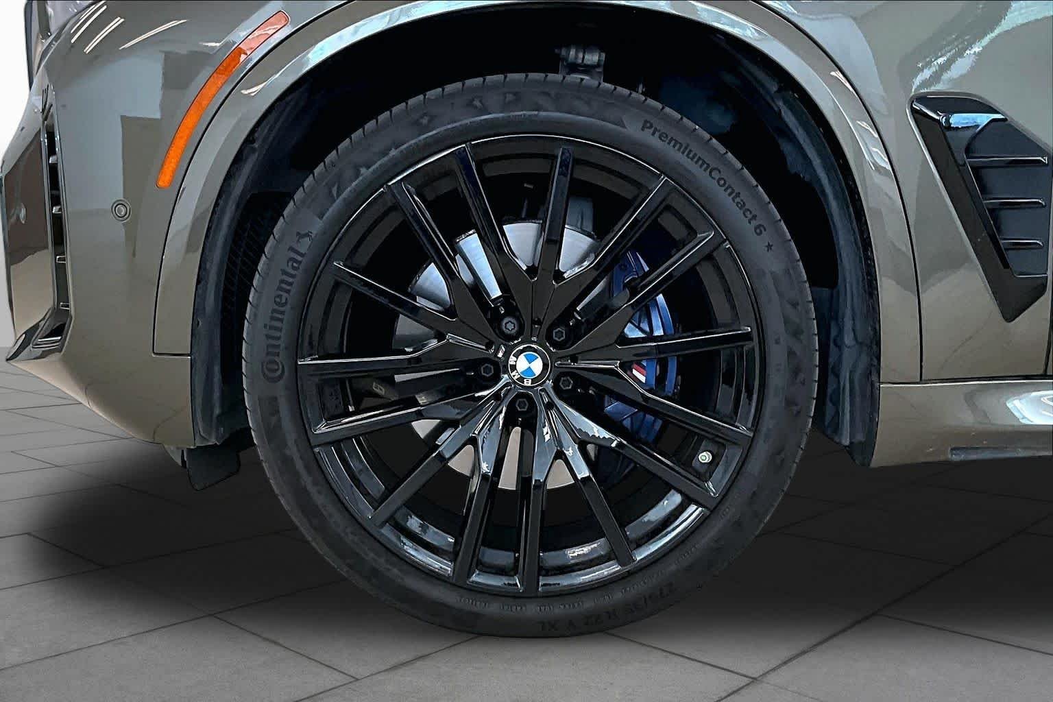 Certified Used 2024 Manhattan Green Metallic BMW xDrive40i image 10