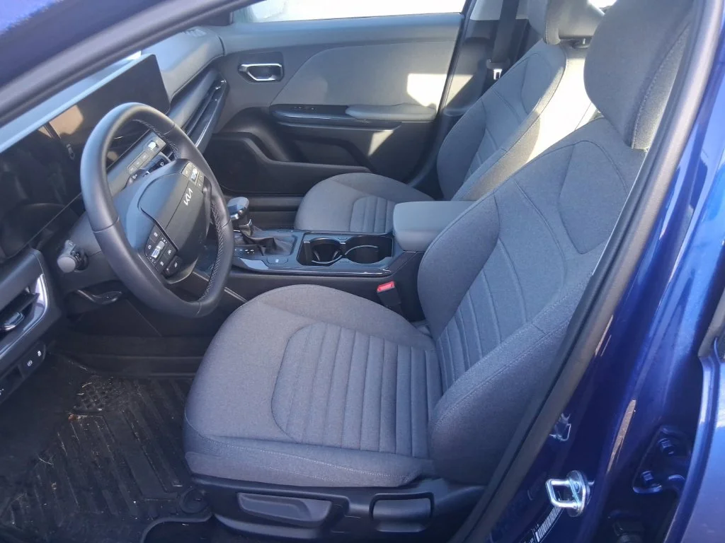 Used 2025 Blue Kia EX image 15