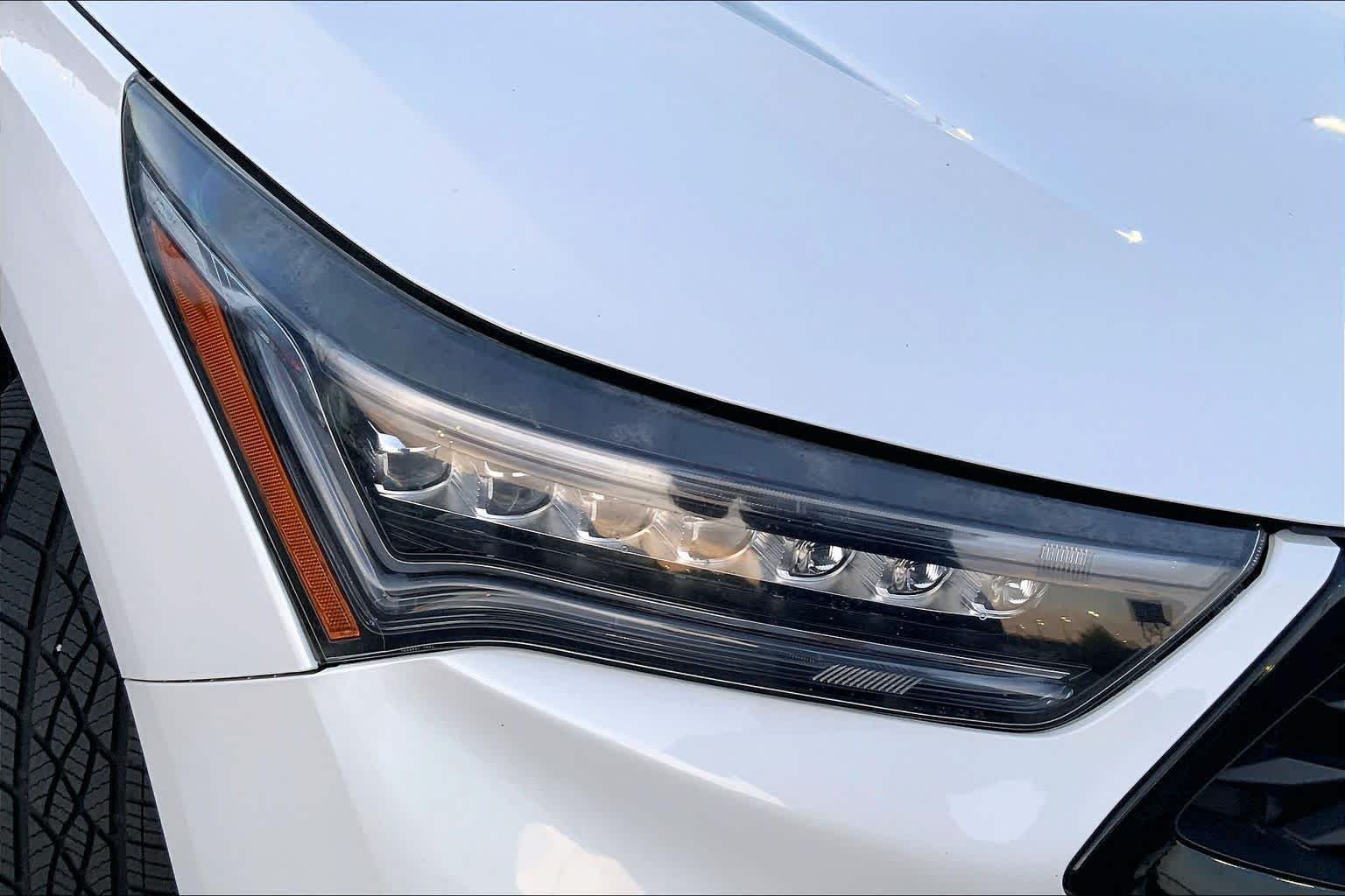 Used 2021 Platinum White Pearl Acura w/A-Spec Package image 24