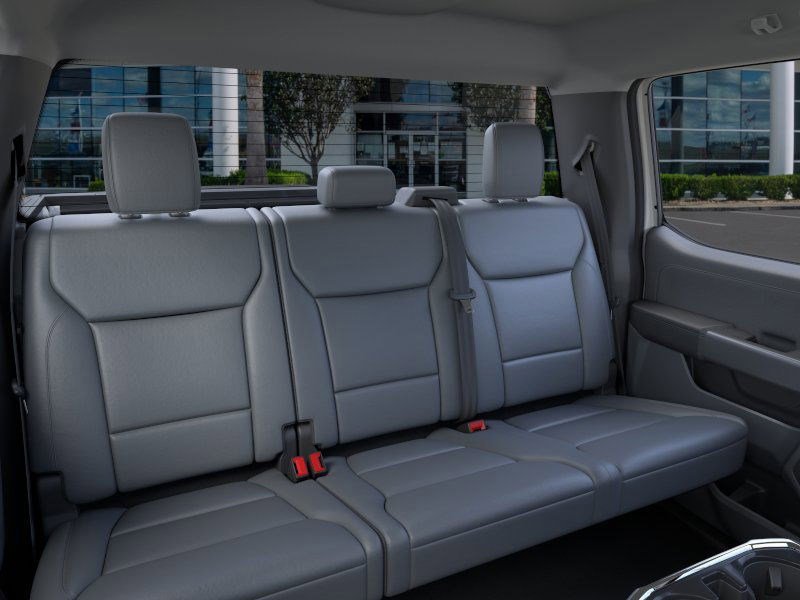 2025 Ford F-150 Lightning Flash - Photo 11