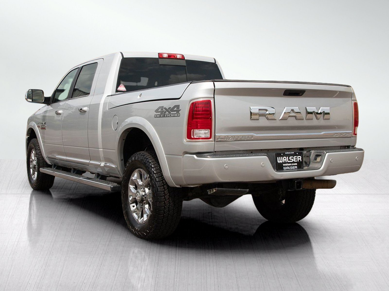 Used 2017 Bright Silver Clearcoat Metallic Ram Laramie Longhorn image 3