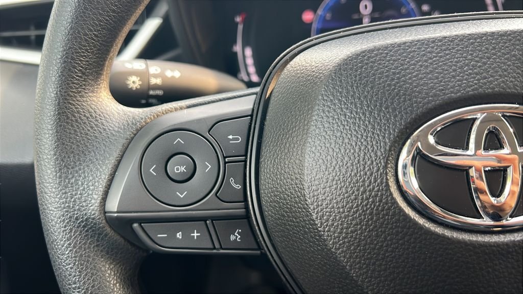 Used 2026 White Toyota LE image 19