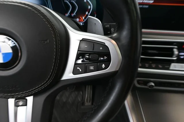 2022 BMW X5 M50i - Photo 32