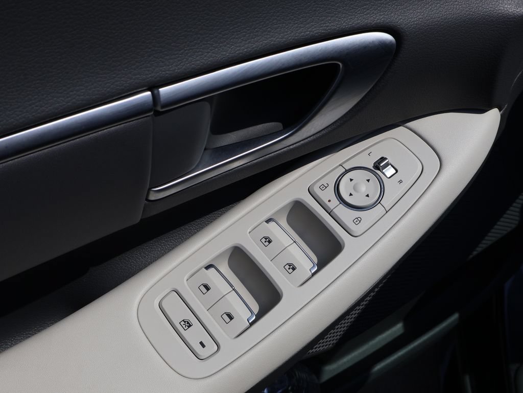 2025 Hyundai Sonata Hybrid SEL - Photo 41