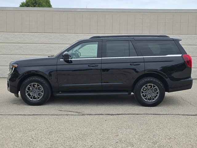 Certified Used 2025 Agate Black Metallic Ford Active image 10