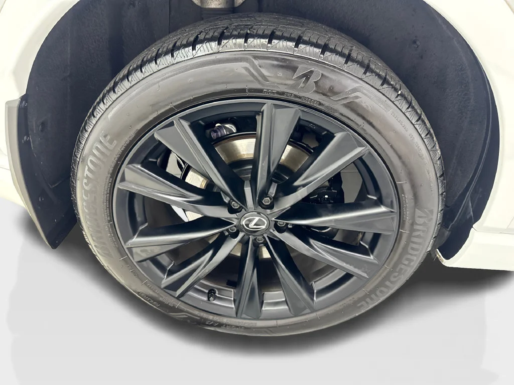 Used 2023 White Lexus 500h F SPORT Performance image 87