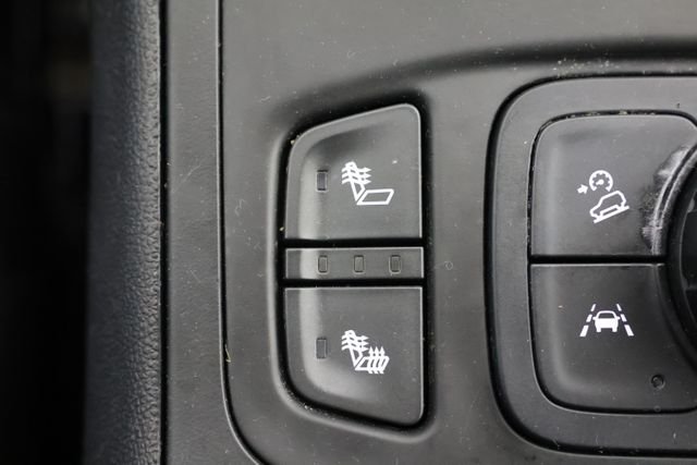 Used 2023 White GMC SLE image 15
