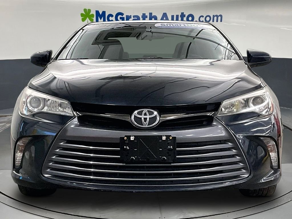 Used 2017 Gray Toyota SE image 5