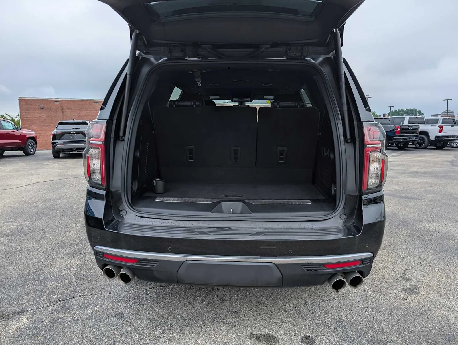 Used 2021 Black Chevrolet Premier image 41
