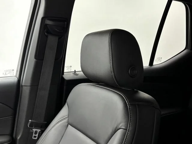 Used 2023 Silver Sage Metallic Chevrolet LT Leather image 40