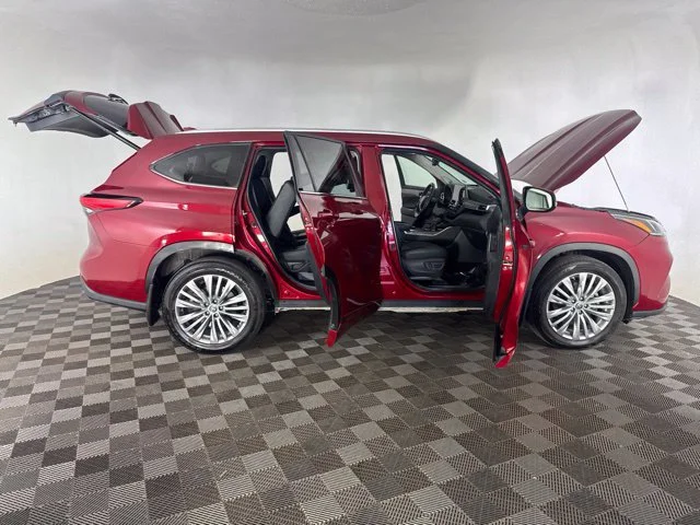 Used 2023 Red Toyota Platinum image 14