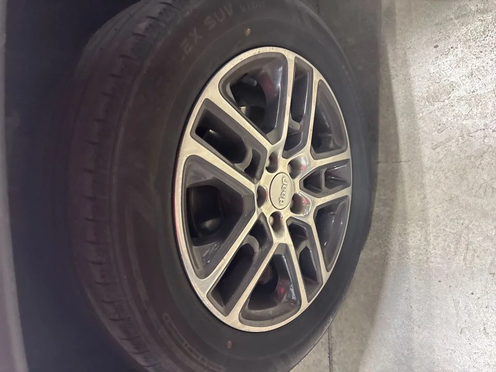 Used 2020 Jeep Compass Sun & Wheel with VIN 3C4NJCBB6LT154643 for sale in Kansas City