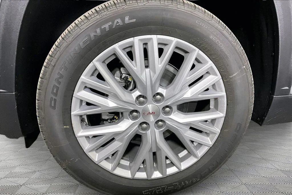 New 2026 Sterling Metallic GMC Elevation image 13
