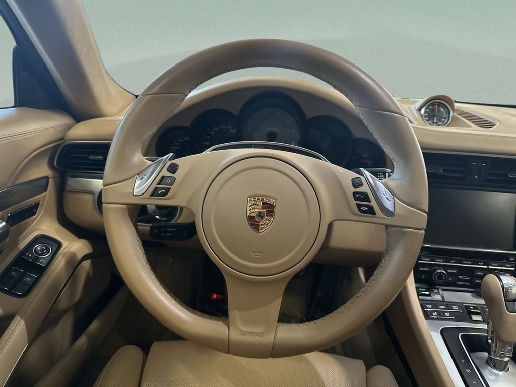 Used 2015  Porsche Carrera S image 26