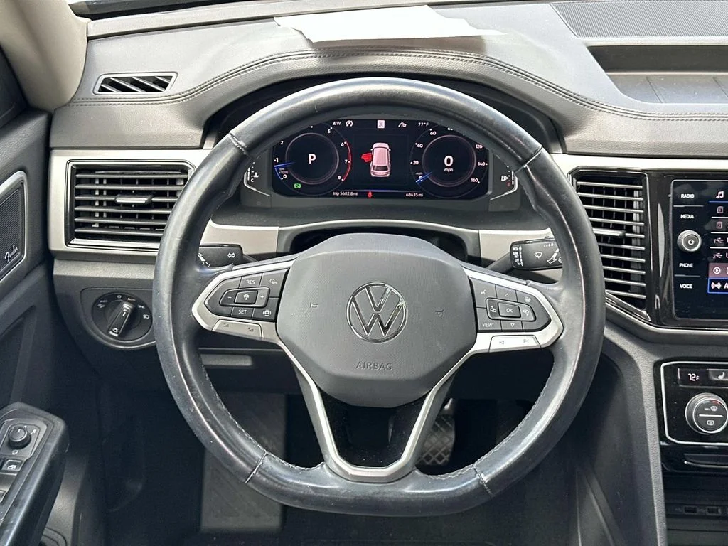 Used 2021 Black Volkswagen SEL Premium image 23