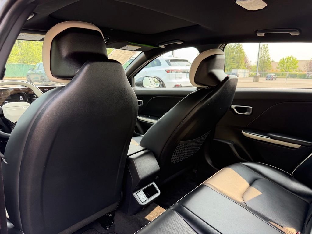 Used 2025 Interstellar Gray Kia GT-Line image 31
