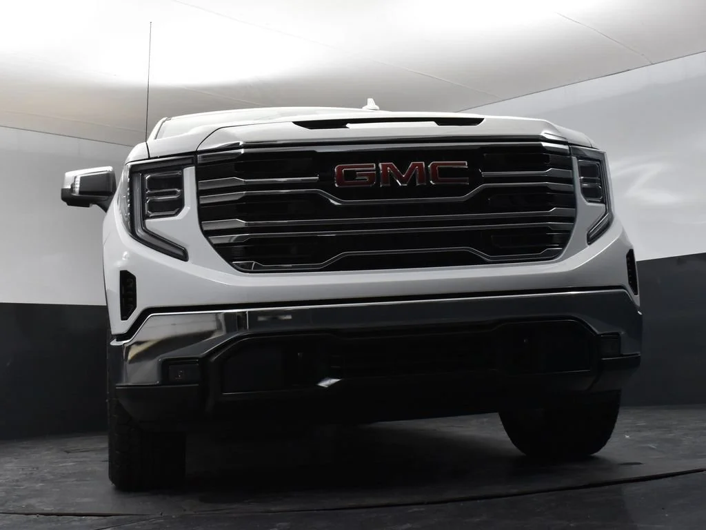 2026 GMC Sierra 1500 SLT - Photo 30