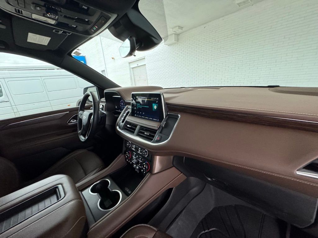 Used 2024 Beige Chevrolet High Country image 18