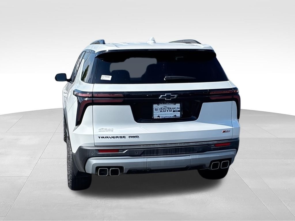Certified Used 2024 White Chevrolet Z71 image 7