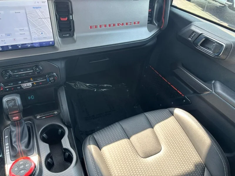 Used 2024  Ford Raptor image 17
