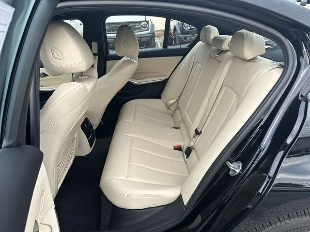Used 2019 Black BMW 330i image 24