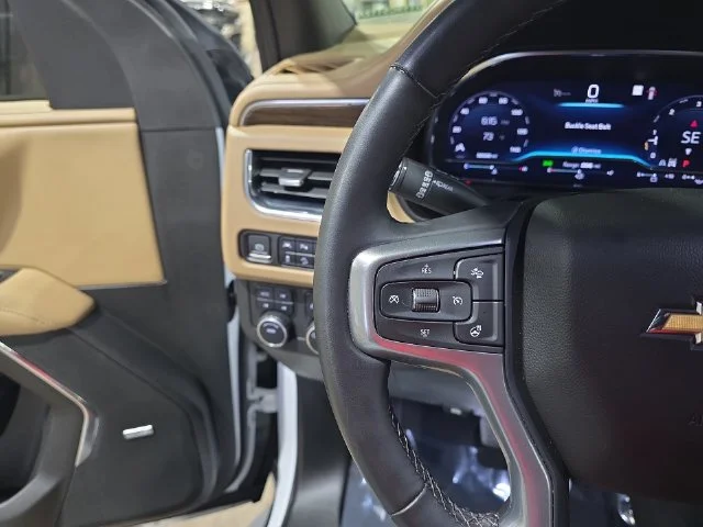 Used 2023 White Chevrolet Premier image 19