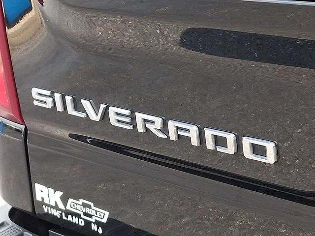 Used 2023 Black Chevrolet RST image 34